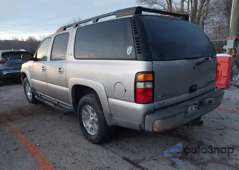 2005 Chevrolet Suburban 1500 Z71 z USA, uszkodzony, nr VIN 3GNFK16Z95G170576